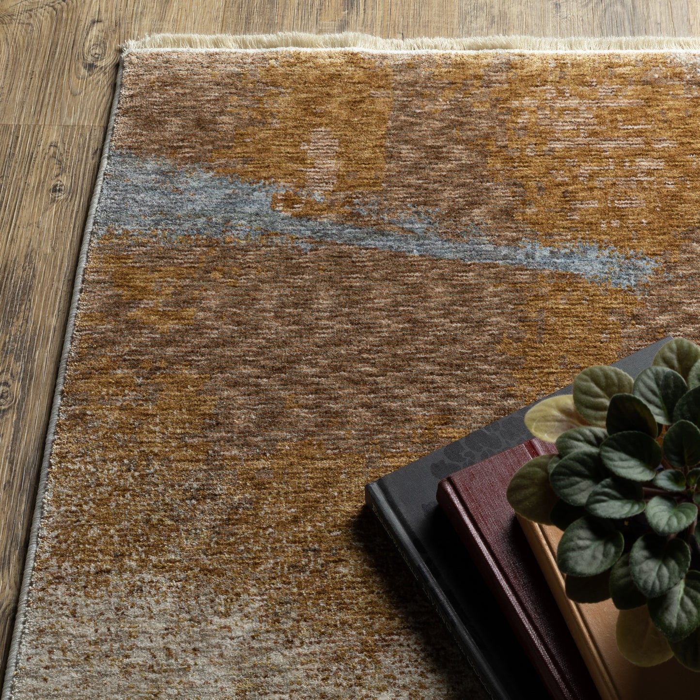 7' X 10' Beige And Rust Abstract Distressed Area Rug With Fringe-4